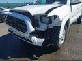 2018 Toyota Tacoma — photo 18 of 19 | VIN 3TMCZ5AN1JM151101