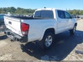2018 Toyota Tacoma — photo 4 of 19 | VIN 3TMCZ5AN1JM151101