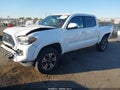 2019 Toyota Tacoma — photo 2 of 17 | VIN 3TMAZ5CN6KM093847