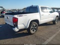 2019 Toyota Tacoma — photo 4 of 17 | VIN 3TMAZ5CN6KM093847