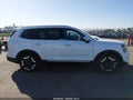 2025 Kia Telluride — photo 13 of 16 | VIN 5XYP6DGC3SG664360