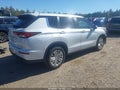 2022 Mitsubishi Outlander — photo 4 of 18 | VIN JA4J4TA86NZ049943