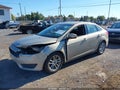 2015 Ford Focus — photo 2 of 17 | VIN 1FADP3F2XFL367038