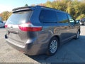 2015 Toyota Sienna — photo 4 of 17 | VIN 5TDYK3DC0FS627273