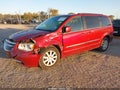 2013 Chrysler Town & Country — photo 2 of 16 | VIN 2C4RC1BG2DR778696