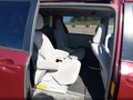 2013 Toyota Sienna — photo 8 of 18 | VIN 5TDJK3DC6DS052630