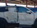 2024 Toyota Highlander — photo 13 of 16 | VIN 5TDADAB50RS009055