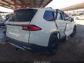 2024 Toyota Highlander — photo 4 of 16 | VIN 5TDADAB50RS009055