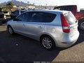 2009 Hyundai Elantra — photo 3 of 11 | VIN KMHDC86E49U022143