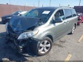 2011 Toyota Sienna — photo 2 of 17 | VIN 5TDKK3DC2BS022882