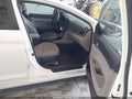 2017 Hyundai Elantra — photo 5 of 16 | VIN 5NPD84LFXHH170723