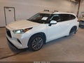 2021 Toyota Highlander — photo 2 of 16 | VIN 5TDFZRBH1MS092780