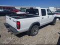 2000 Nissan Frontier — photo 4 of 12 | VIN 1N6ED27T9YC337604