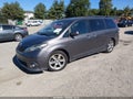 2013 Toyota Sienna — photo 2 of 11 | VIN 5TDXK3DC8DS293695