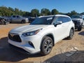 2020 Toyota Highlander — photo 2 of 16 | VIN 5TDHZRBH0LS519437