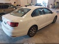 2017 Volkswagen Jetta — photo 4 of 16 | VIN 3VWDB7AJ8HM389553