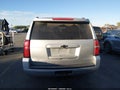 2016 Chevrolet Suburban — photo 17 of 20 | VIN 1GNSKHKC1GR412997