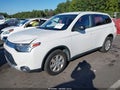 2015 Mitsubishi Outlander — photo 2 of 15 | VIN JA4AD2A34FZ011871