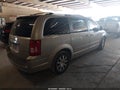 2009 Chrysler Town & Country — photo 4 of 14 | VIN 2A8HR54119R676297