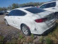2015 Chrysler 200 — photo 3 of 11 | VIN 1C3CCCCB6FN661227