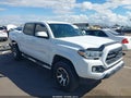 2016 Toyota Tacoma — photo 1 of 17 | VIN 3TMAZ5CN1GM020974
