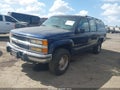 1994 Chevrolet Suburban — photo 2 of 11 | VIN 1GNGK26F0RJ350839