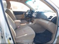 2009 Toyota Highlander Hybrid — photo 5 of 11 | VIN JTEEW41A692031821