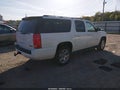 2011 GMC Yukon XL — photo 4 of 15 | VIN 1GKS1HE04BR372666