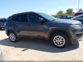 2018 Jeep Compass — photo 13 of 19 | VIN 3C4NJDAB4JT190917