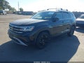 2022 Volkswagen Atlas — photo 2 of 15 | VIN 1V2HR2CA0NC527730