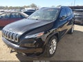 2017 Jeep Cherokee — photo 2 of 16 | VIN 1C4PJMDSXHW565380