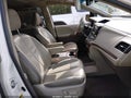 2014 Toyota Sienna — photo 5 of 16 | VIN 5TDYK3DC9ES427927