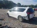 2021 Chrysler Pacifica — photo 3 of 17 | VIN 2C4RC1BG7MR527897