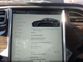 2014 Tesla Model S — photo 7 of 14 | VIN 5YJSA1H20EFP64263