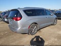 2017 Chrysler Pacifica — photo 4 of 16 | VIN 2C4RC1GG4HR763020