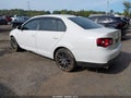 2010 Volkswagen Jetta — photo 3 of 15 | VIN 3VWRA7AJ3AM018623