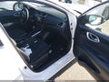 2017 Nissan Sentra — photo 5 of 16 | VIN 3N1AB7AP3HY323045