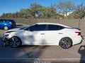 2017 Nissan Maxima — photo 15 of 17 | VIN 1N4AA6AP3HC389085