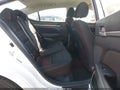 2018 Hyundai Elantra — photo 8 of 15 | VIN 5NPD84LF0JH333451