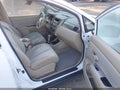 2008 Nissan Versa — photo 5 of 11 | VIN 3N1BC11E58L357708