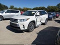 2019 Toyota Highlander — photo 2 of 16 | VIN 5TDJZRFH3KS578282