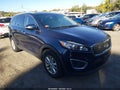2016 Kia Sorento — photo 1 of 12 | VIN 5XYPGDA39GG165592