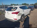 2017 Hyundai Santa Fe — photo 4 of 16 | VIN 5NMZT3LB3HH038685
