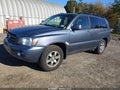 2006 Toyota Highlander — photo 2 of 12 | VIN JTEEP21A260152192