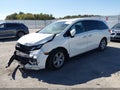 2018 Honda Odyssey — photo 2 of 16 | VIN 5FNRL6H77JB050271
