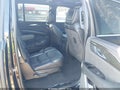 2018 Cadillac Escalade ESV — photo 8 of 17 | VIN 1GYS4KKJXJR279561