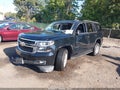 2020 Chevrolet Tahoe — photo 2 of 10 | VIN 1GNSKBKC2LR281280