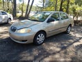 2005 Toyota Corolla — photo 2 of 11 | VIN 1NXBR32E55Z563064
