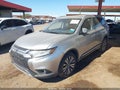 2020 Mitsubishi Outlander — photo 2 of 16 | VIN JA4AZ3A35LZ024390