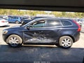 2017 Volvo XC60 — photo 14 of 16 | VIN YV440MDU0H2174556